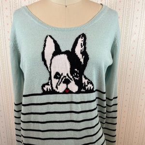 Sweater. Scoop neck. Dog.